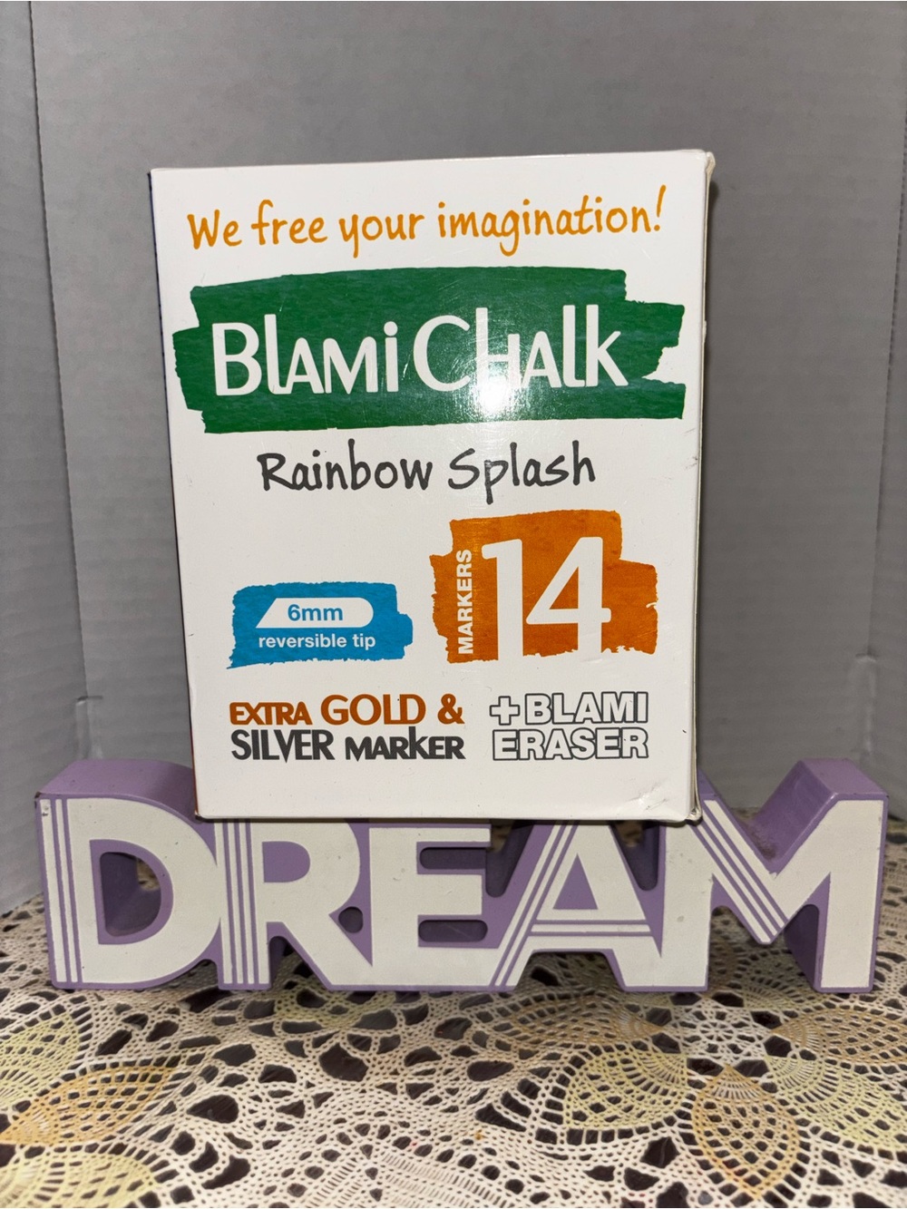 Rainbow Splash 14-Pack Markers with Eraser - Purple Accents